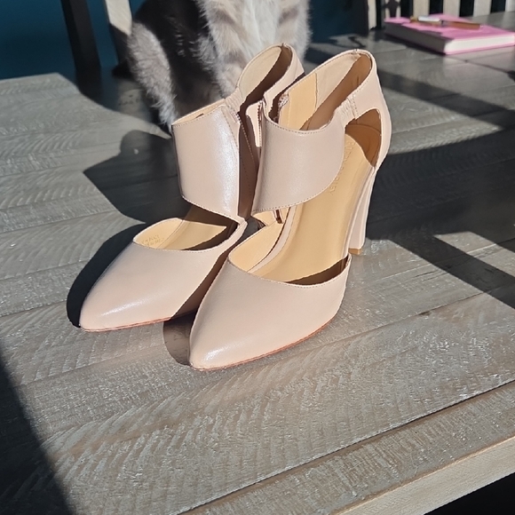 Popoy Barley Heels Size 7.5 - Picture 1 of 9